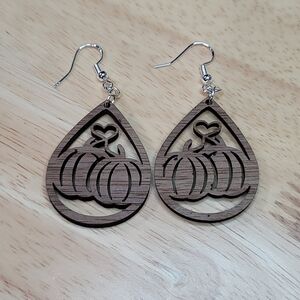 Elegant Brown Teardrop Pumpkin Earrings
